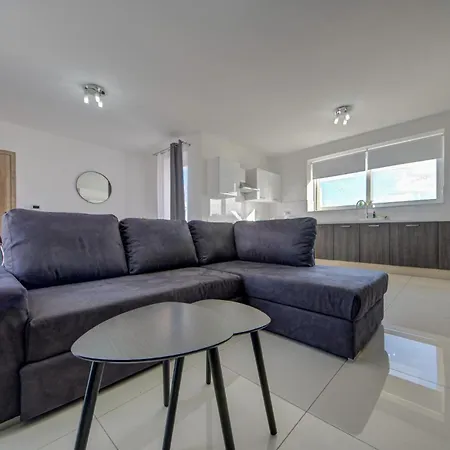 Apartament Seaview Two-bedroom Near The With Wifi St. Paul's Bay