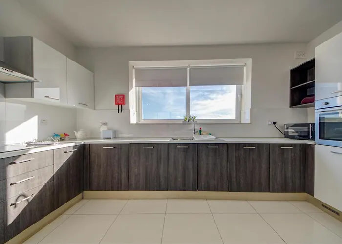 Appartement Seaview Two-bedroom Near The With Wifi St. Paul's Bay