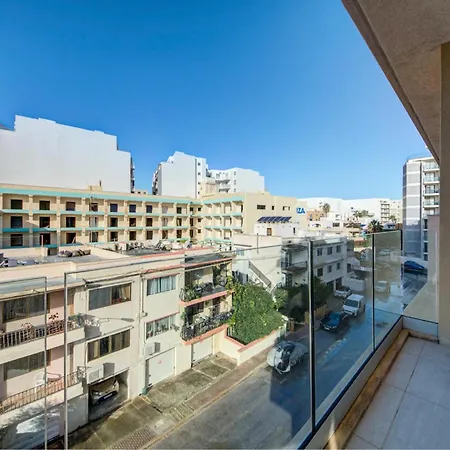 Seaview Two-bedroom Near The With Wifi St. Paul's Bay