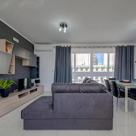 Seaview Two-bedroom Near The With Wifi St. Paul's Bay