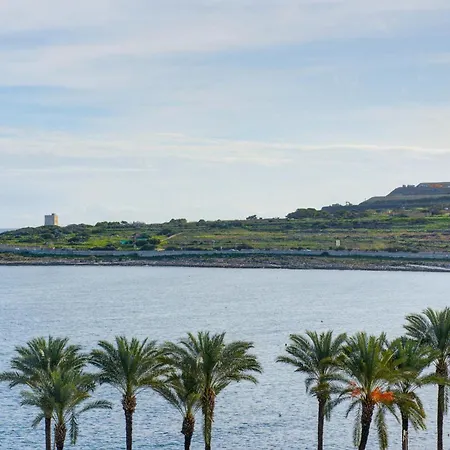 Apartmán Seaview Two-bedroom Near The With Wifi St. Paul's Bay
