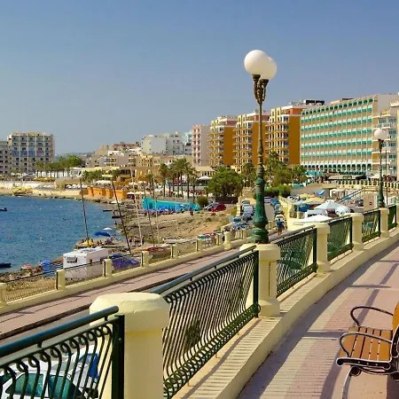 Seaview Two-bedroom Near The With Wifi 세인트폴스베이