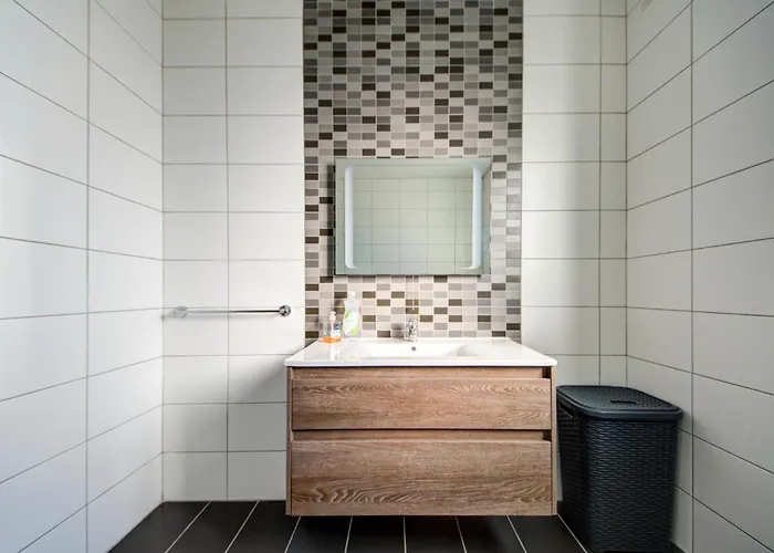 Seaview Two-bedroom Near The With Wifi Apartamento St. Paul's Bay