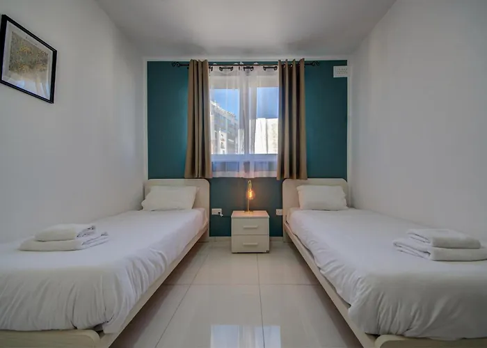 Seaview Two-bedroom Near The With Wifi * סיינט פול ביי